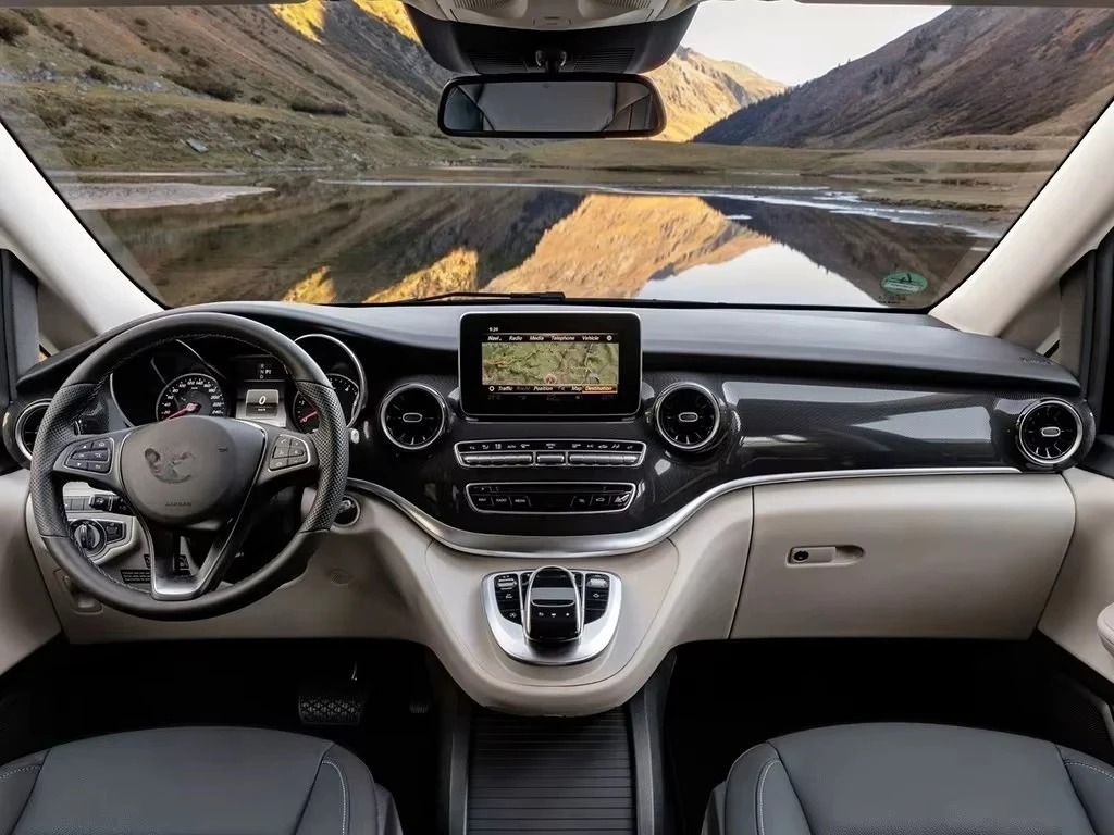 Upgrade Center Automobile Console Modified  Instrument Panel  with Touch Screen for  Vclass Vito W447